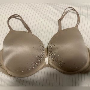 Victoria Secret Very Sexy Push Up Bra 36D